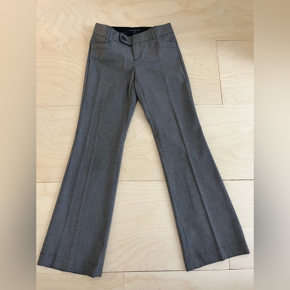Banana Republic, size 00 petites, gray trousers